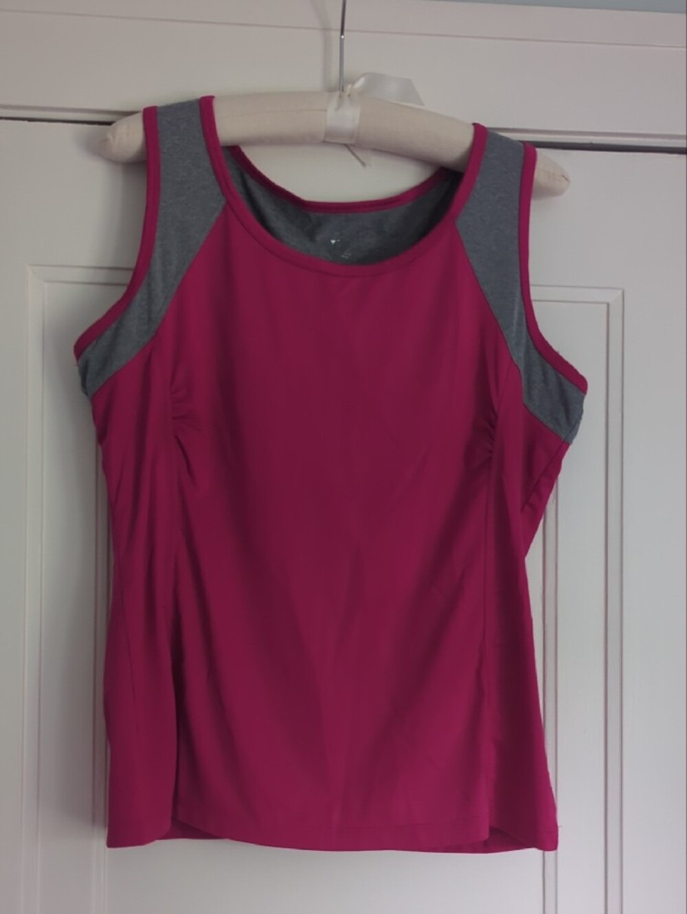 Tail Bright Pink Women's Skort Set with Gray Trim - Picture 4 of 6